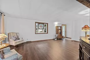 815 Elizabeth Ave, Marinette, WI 54143 - Photo 8