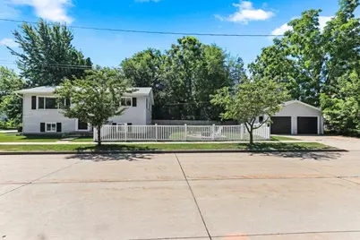 919 E Tennessee Avenue, Oshkosh, WI 54901 - Photo 38