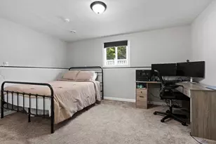 919 E Tennessee Ave, Oshkosh, WI 54901 - Photo 26