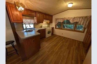 614 Spruce Circle, Redgranite, WI 54970 - Photo 10