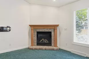 89 Penbrook Cir, Appleton, WI 54914 - Photo 6