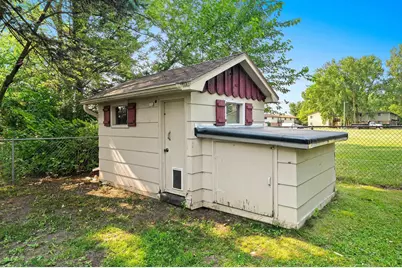 2116 Manitowoc Road, Green Bay, WI 54302 - Photo 48