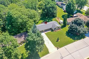 630 Mt Mary Dr, Green Bay, WI 54311 - Photo 52