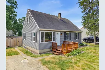 34903 Parkway Drive, Oconomowoc, WI 53066 - Photo 2