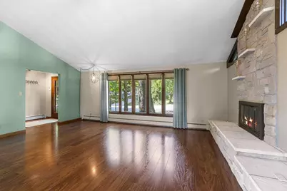 2424 Pinehurst Circle, Green Bay, WI 54302 - Photo 4