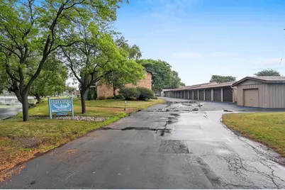 288 Campbell Road #Unit B, Oshkosh, WI 54902 - Photo 4