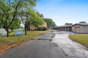 288 Campbell Road, Oshkosh, WI 54902 - Photo 4