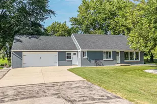 W1720 County Rd Uu, Kaukauna, WI 54130 - Photo 2