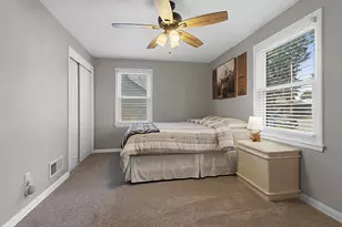 821 Gross Ct, Green Bay, WI 54304 - Photo 12