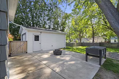 821 Gross Court, Green Bay, WI 54304 - Photo 24