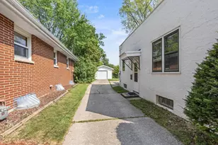 123 Hudson St, Green Bay, WI 54303 - Photo 32