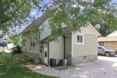 1036 W 5th Avenue, Oshkosh, WI 54902 - Photo 22