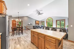 7944 Oak Ridge Ct, Oconto Falls, WI 54154 - Photo 6