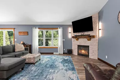 1270 Hannah Street, Green Bay, WI 54303 - Photo 6