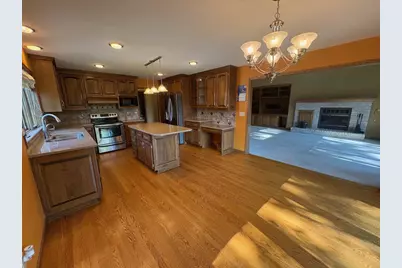 820 Windover Court, Green Bay, WI 54313 - Photo 10