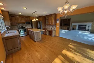 820 Windover Ct, Green Bay, WI 54313 - Photo 10