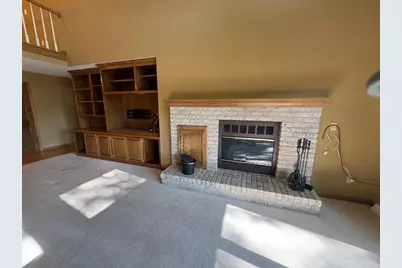 820 Windover Court, Green Bay, WI 54313 - Photo 6