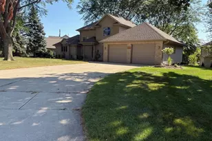 820 Windover Ct, Green Bay, WI 54313 - Photo 46