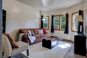 1407 N Main St, Oshkosh, WI 54901 - Photo 8