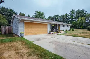 106 Hillcrest Dr, Kiel, WI 53042 - Photo 22