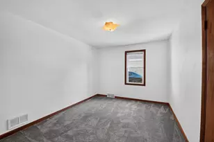 110 S Platten St, Green Bay, WI 54303 - Photo 10