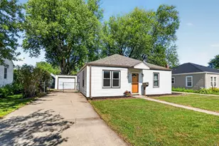 110 S Platten St, Green Bay, WI 54303 - Photo 2