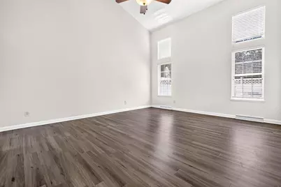1027 E Green Tree Court, Appleton, WI 54915 - Photo 14