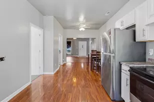 264 E 1st St, Fond du Lac, WI 54935 - Photo 2