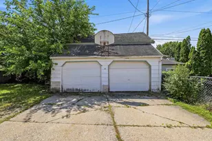 264 E 1st St, Fond du Lac, WI 54935 - Photo 22