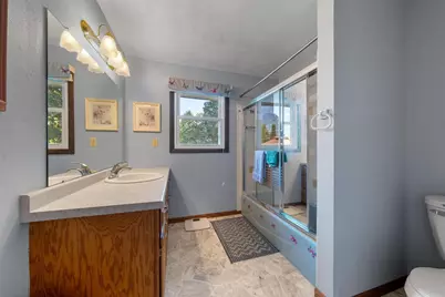 2461 Downy Street, Green Bay, WI 54303 - Photo 18