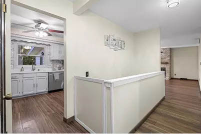 1235 E Murdock Avenue, Oshkosh, WI 54901 - Photo 6