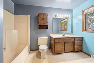 1814 Briquelet St, Green Bay, WI 54304 - Photo 24