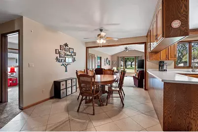 1814 Briquelet Street, Green Bay, WI 54304 - Photo 8