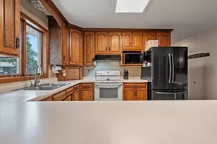 1814 Briquelet St, Green Bay, WI 54304 - Photo 12