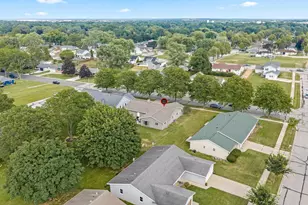 1814 Briquelet St, Green Bay, WI 54304 - Photo 56
