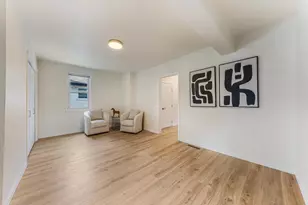 728 W 4th Ave, Oshkosh, WI 54901 - Photo 6
