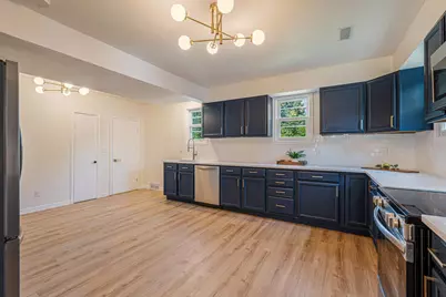 728 W 4th Avenue, Oshkosh, WI 54901 - Photo 16