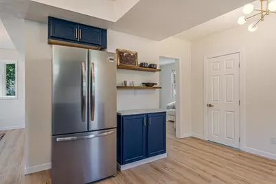 728 W 4th Avenue, Oshkosh, WI 54901 - Photo 12