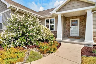 5148 High Point Dr, Winneconne, WI 54986 - Photo 2
