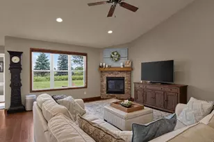 5148 High Point Dr, Winneconne, WI 54986 - Photo 10
