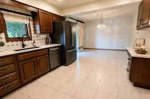 1600 Brentwood Dr, Oshkosh, WI 54904 - Photo 14