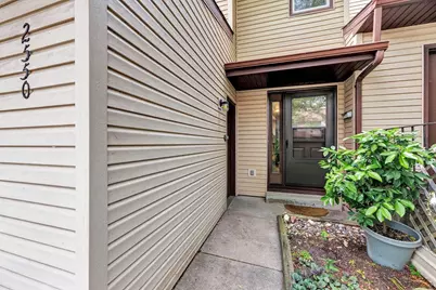 2550 Finger Road, Green Bay, WI 54302 - Photo 2