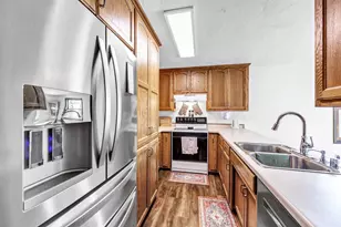 2550 Finger Rd, Green Bay, WI 54302 - Photo 10