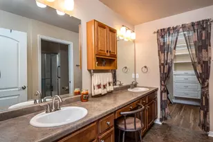2306 E Sienna Way, Appleton, WI 54913 - Photo 14