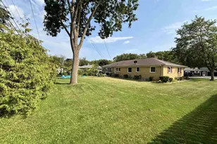 147 Hilltop Dr, Green Bay, WI 54301 - Photo 28