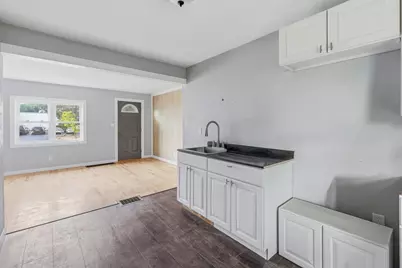 551 Marshall Avenue, Fond du Lac, WI 54935 - Photo 2