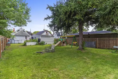 725 St George Street, Green Bay, WI 54302 - Photo 32