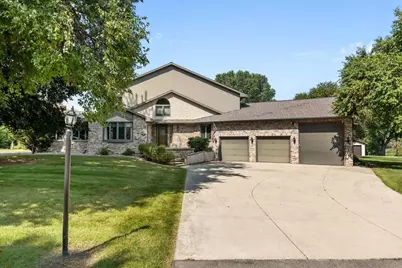 9 N Kurt Avenue, Appleton, WI 54913 - Photo 1