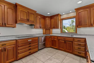 9 N Kurt Avenue, Appleton, WI 54913 - Photo 8