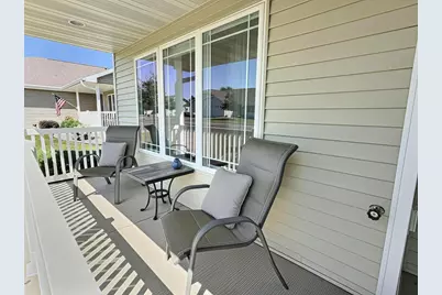 262 Wyldewood Drive, Oshkosh, WI 54904 - Photo 2